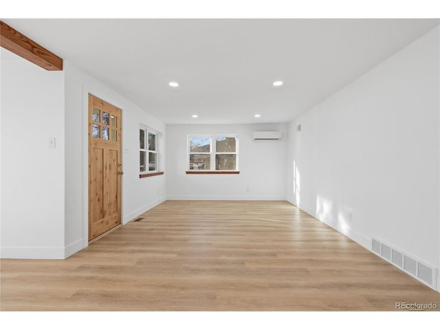 2115 Upham St, Lakewood, CO 80214