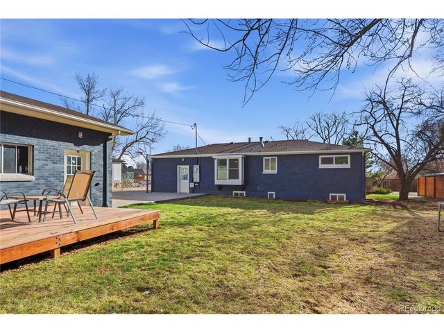 2115 Upham St, Lakewood, CO 80214