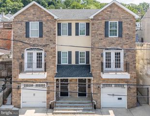 4163-4165 CRESSON ST, Philadelphia, PA 19127