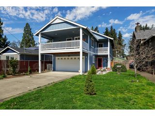 9907 Se AMHERST St, Clackamas, OR 97015