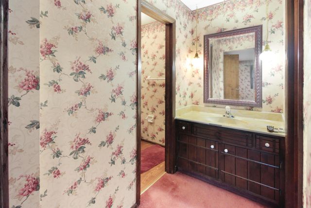 852 Karen Court, Westerville, OH 43081