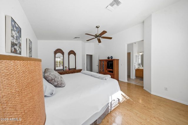 6751 W MONONA Drive, Glendale, AZ 85308