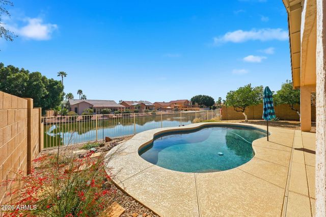 6751 W MONONA Drive, Glendale, AZ 85308