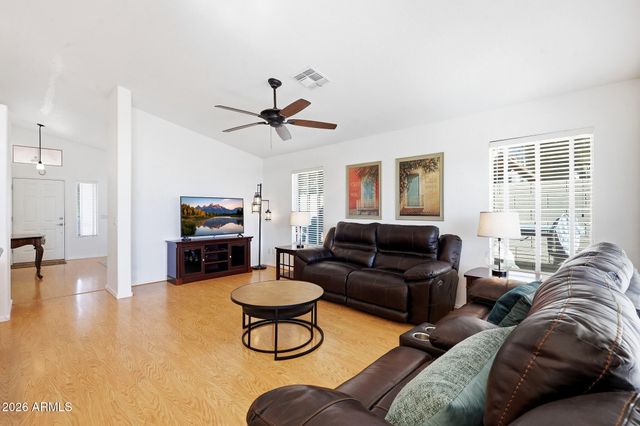 6751 W MONONA Drive, Glendale, AZ 85308