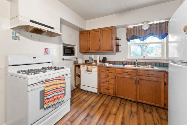 1705 School Drive, Jacksonville, AR 72076