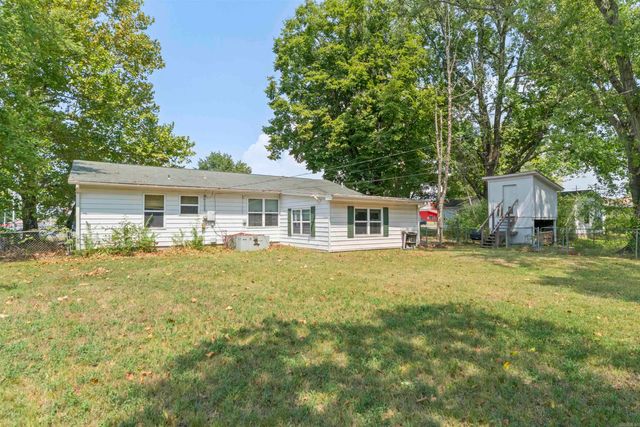 1705 School Drive, Jacksonville, AR 72076