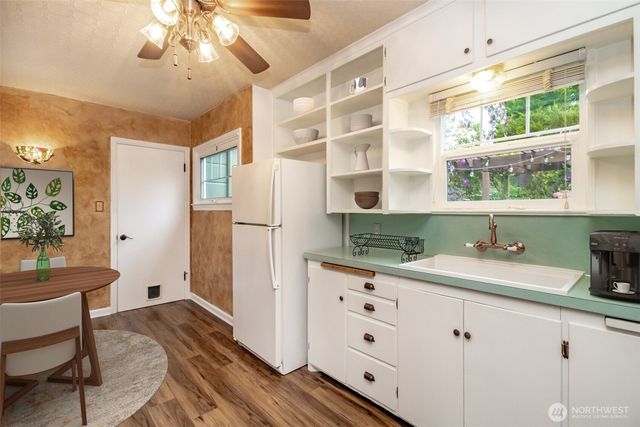 6711 100th Street SW, Lakewood, WA 98499