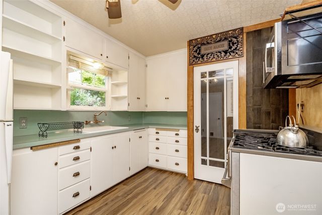 6711 100th Street SW, Lakewood, WA 98499