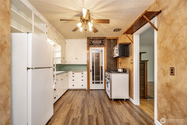 6711 100th Street SW, Lakewood, WA 98499