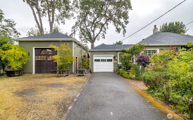 6711 100th Street SW, Lakewood, WA 98499