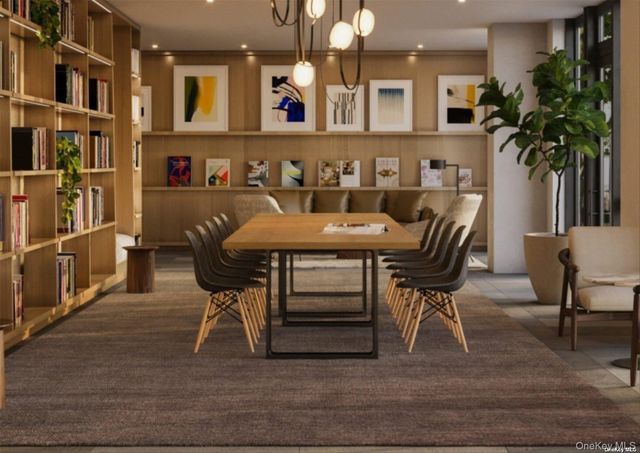 131-02B 40TH Road 17V, Flushing, NY 11354