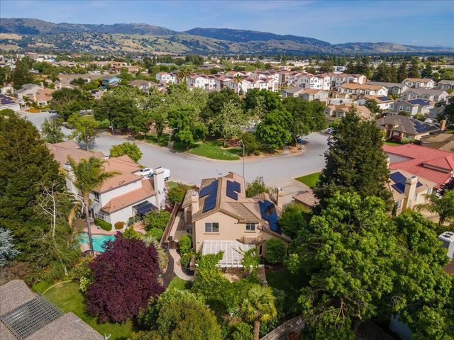 17115 Rosemary Circle, Morgan Hill, CA 95037