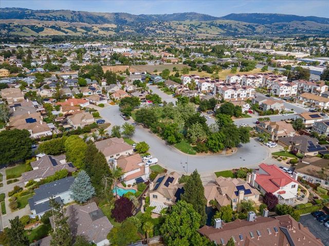 17115 Rosemary Circle, Morgan Hill, CA 95037