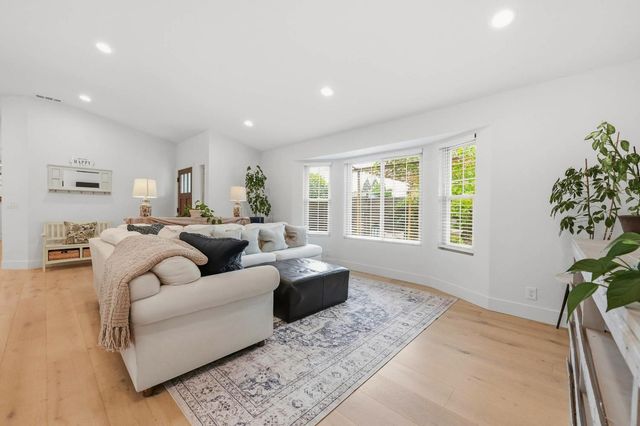 3010 Springburn Way, El Dorado Hills, CA 95762