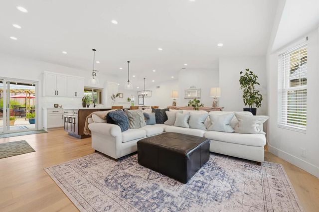 3010 Springburn Way, El Dorado Hills, CA 95762