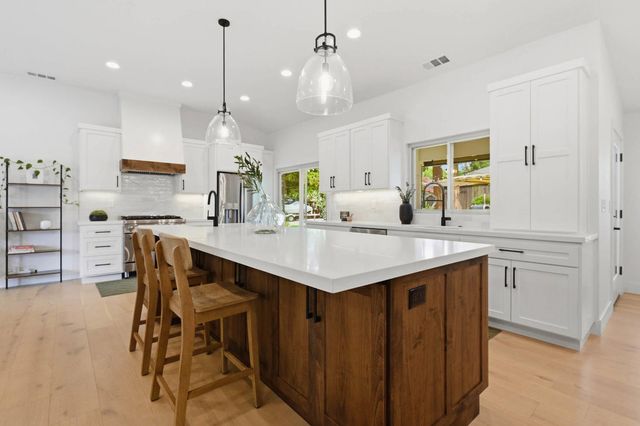 3010 Springburn Way, El Dorado Hills, CA 95762