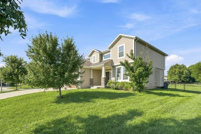 2298 W Hazelwood Street, Olathe, KS 66061