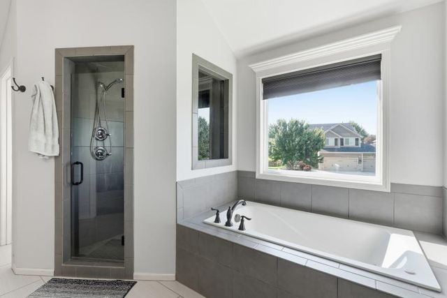 2298 W Hazelwood Street, Olathe, KS 66061