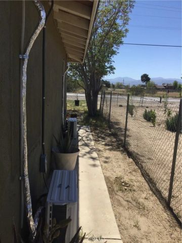 10345 E Palmdale, Littlerock, CA 93591