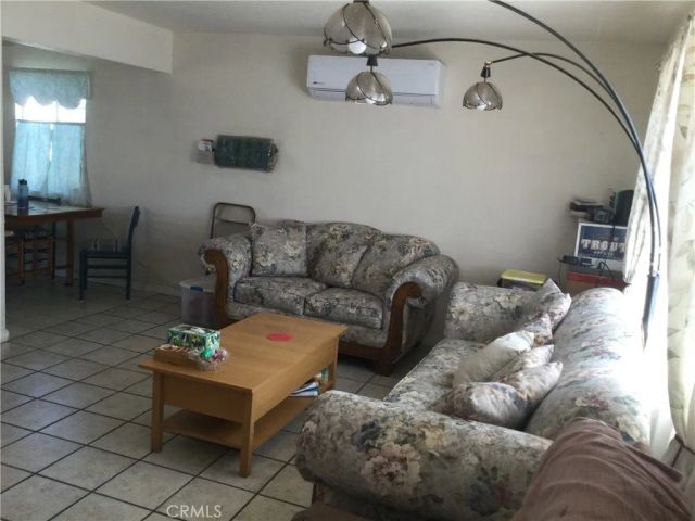 10345 E Palmdale, Littlerock, CA 93591