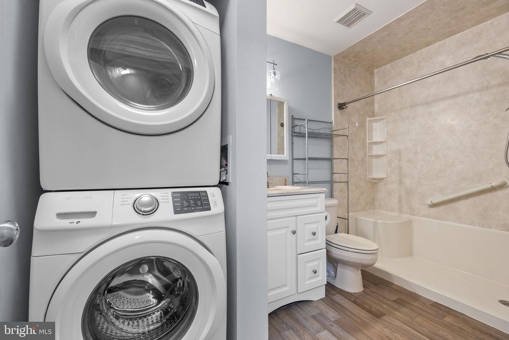 Image 19 of property listing at 45 BROOKSIDE CT #45, Horsham, PA 19044