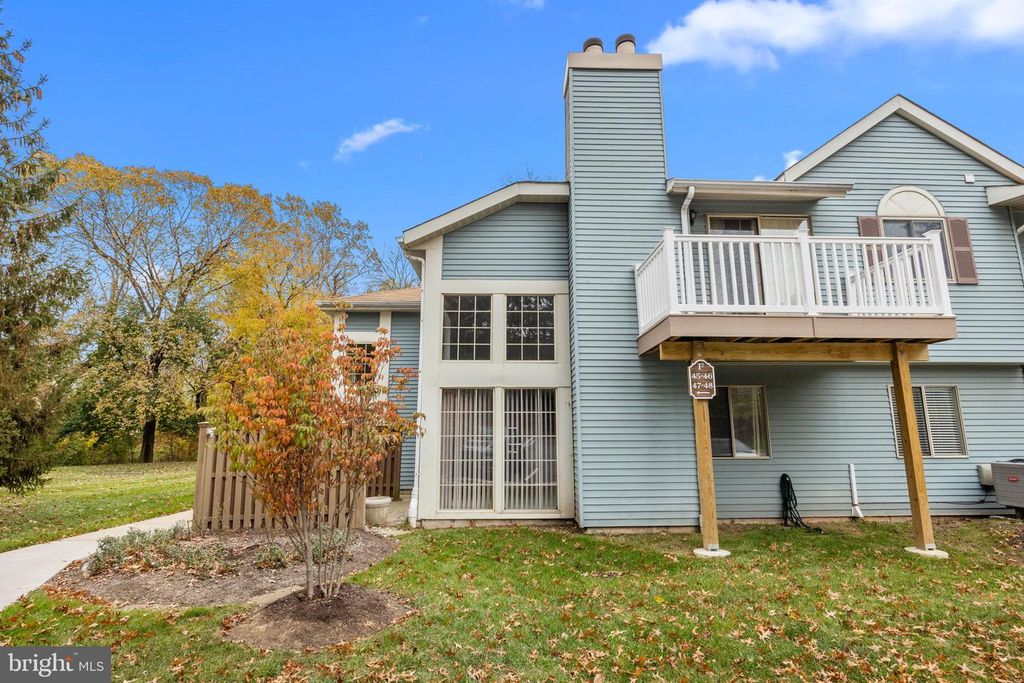 Image 2 of property listing at 45 BROOKSIDE CT #45, Horsham, PA 19044