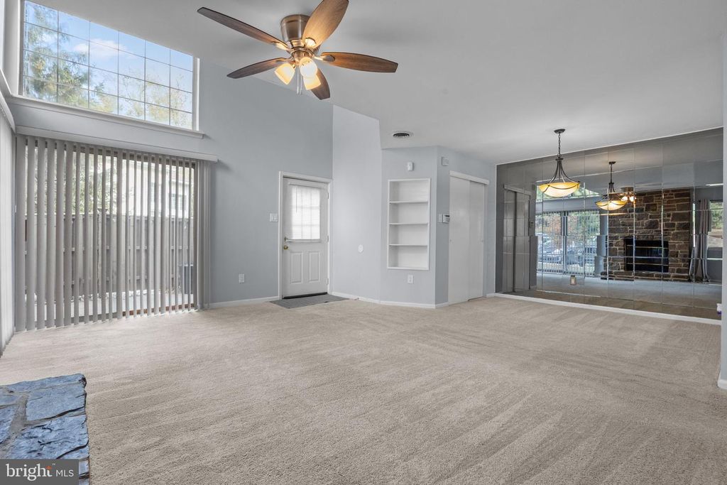 Image 7 of property listing at 45 BROOKSIDE CT #45, Horsham, PA 19044