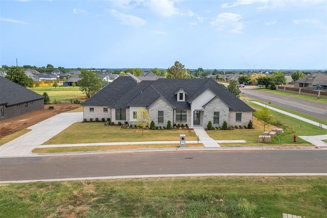 4500 SE 37th Street, Moore, OK 73165