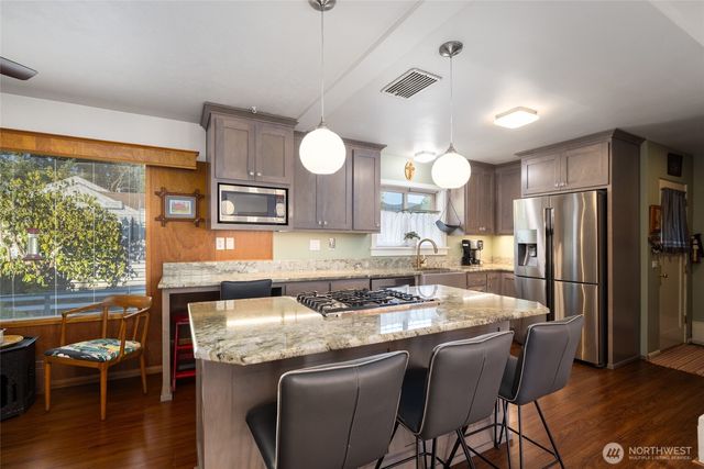 615 Dean Drive, Sedro Woolley, WA 98284