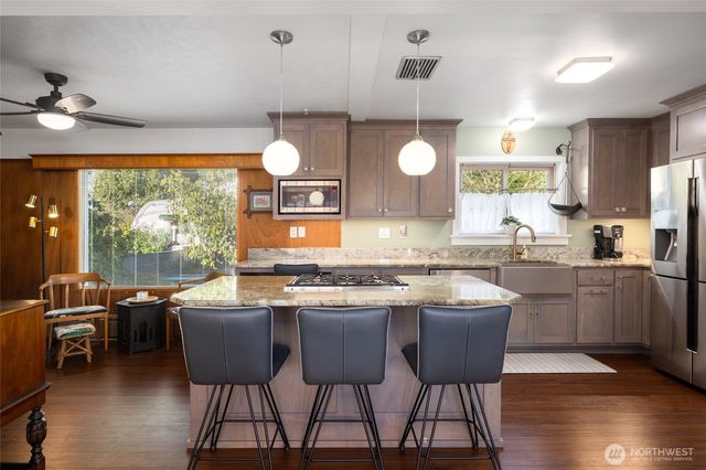 615 Dean Drive, Sedro Woolley, WA 98284