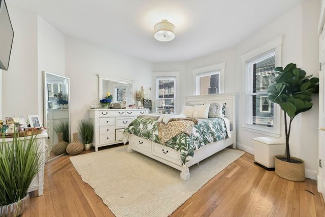 893 East 4th St 1, Boston, MA 02127