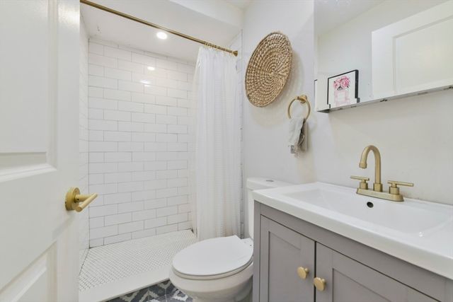 893 East 4th St 1, Boston, MA 02127