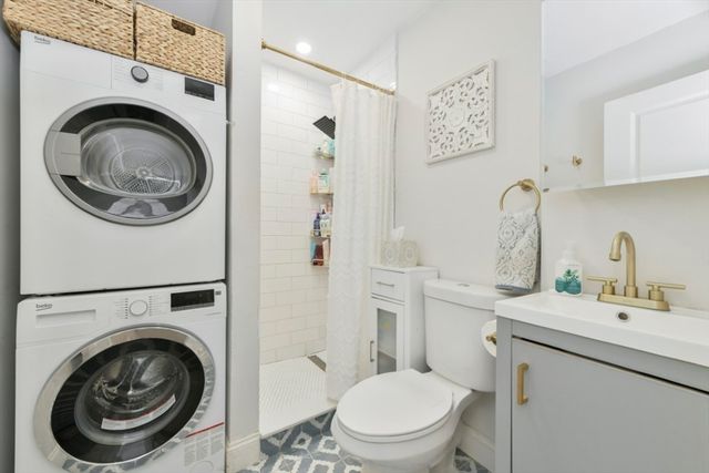 893 East 4th St 1, Boston, MA 02127