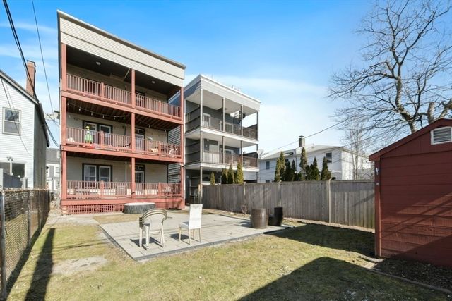 893 East 4th St 1, Boston, MA 02127