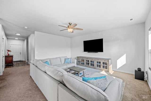 1271 W Brink St, Meridian, ID 83642