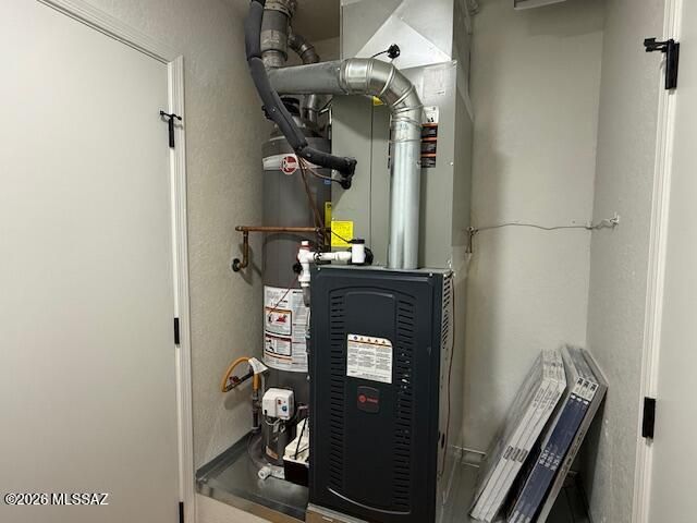 8141 N Streamside Avenue, Tucson, AZ 85741