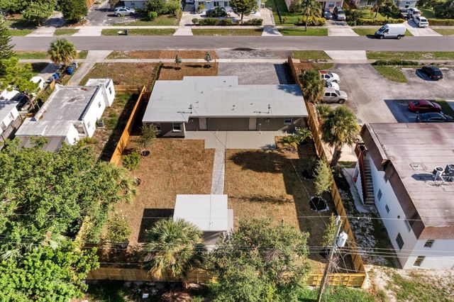 829 Bayberry Drive A, West Palm Beach, FL 33403