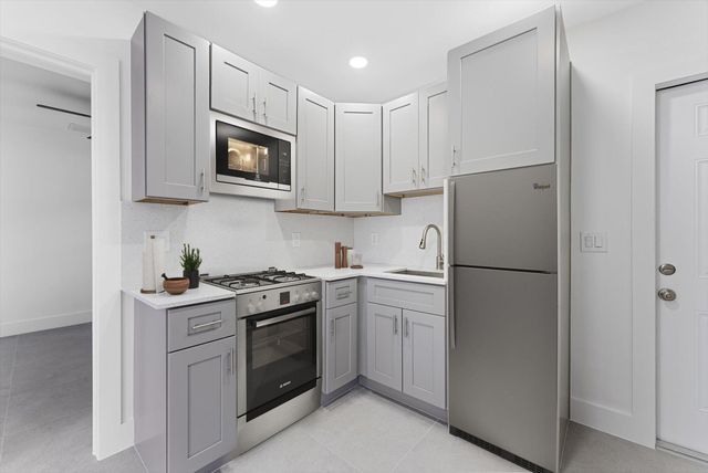 829 Bayberry Drive A, West Palm Beach, FL 33403