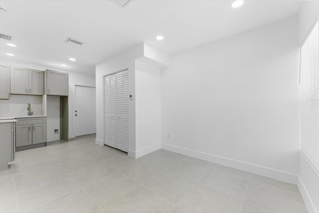 829 Bayberry Drive A, West Palm Beach, FL 33403