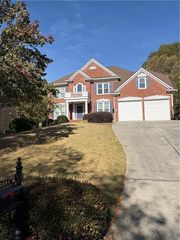 1355 Chattahoochee Run Drive, Suwanee, GA 30024