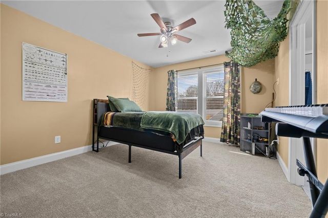 5619 Glad Acres Road, Pfafftown, NC 27040