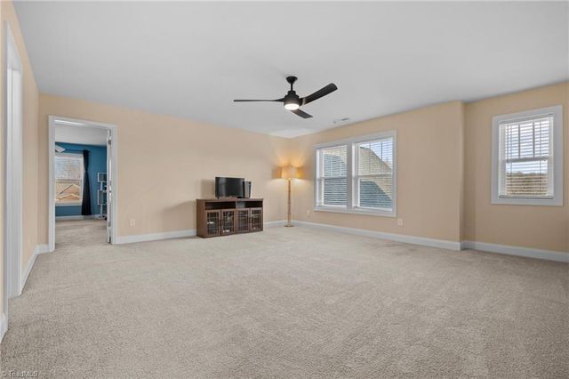 5619 Glad Acres Road, Pfafftown, NC 27040