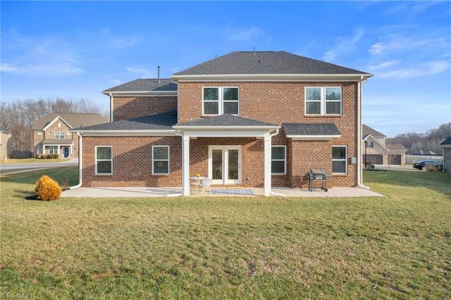 5619 Glad Acres Road, Pfafftown, NC 27040