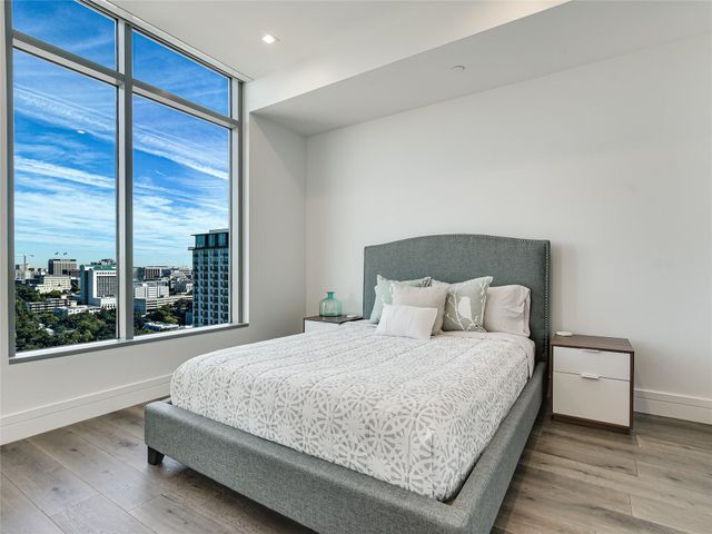 501 West Ave 2004, Austin, TX 78701