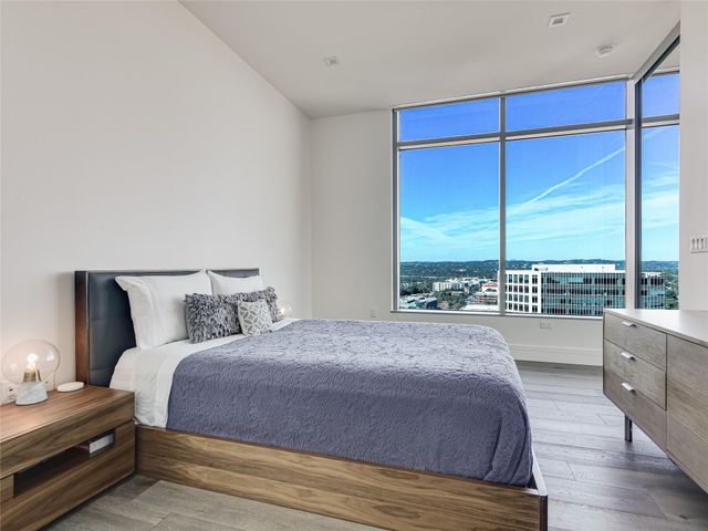 501 West Ave 2004, Austin, TX 78701