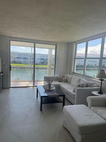 100 Paradise Harbour Boulevard 212, North Palm Beach, FL 33408