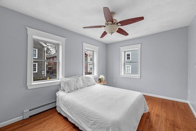 33 Essex St 1, Salem, MA 01970