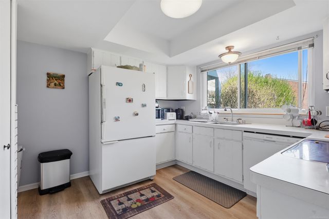 42211 Toddmark Ln Lane, Clinton Township, MI 48038