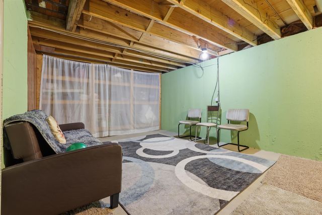 42211 Toddmark Ln Lane, Clinton Township, MI 48038