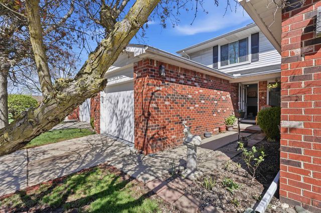 42211 Toddmark Ln Lane, Clinton Township, MI 48038